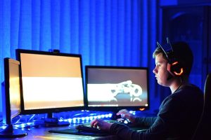Sports Betting : Why Indonesians are Shifting to Esports Betting child 3264751 640 300x200 - Sports Betting : Why Indonesians are Shifting to Esports Betting